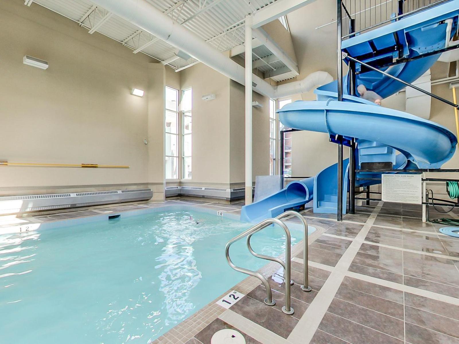 Outstanding Mountain Condo Waterslide And Hot Tub Managed By Little Sister Getaways Canmore Esterno foto